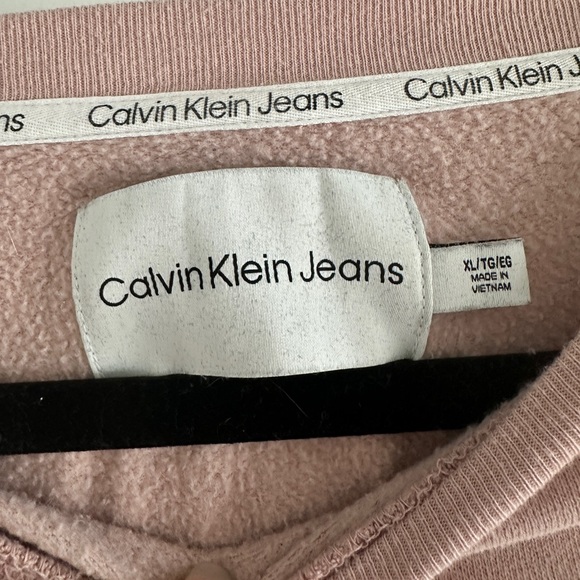 Calvin Klein Pullover Sweatshirt - Picture 3 of 4